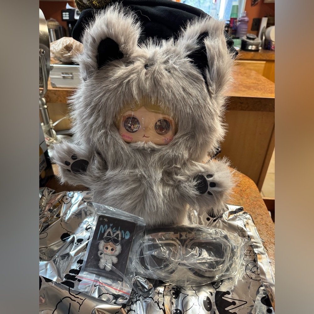 Mielno 600% large wolf with card googles&necklace.blind box